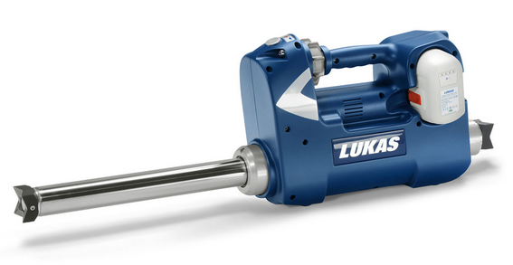 Lukas R Rams: R 410 E2